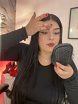 Snapshot of Kariina__69 chatting on 04-24-26, 11:40 Kariina 69 online show from 04-24-26, 11:40