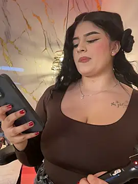 Snapshot of Kariina__69 chatting on 04-25-26, 06:16 Kariina 69 online show from 04-25-26, 06:16