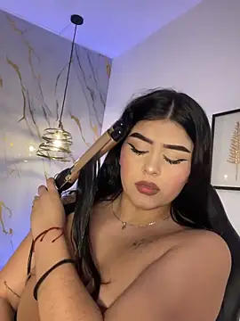 Snapshot of Kariina__69 chatting on 04-29-26, 02:48 Kariina 69 online show from 04-29-26, 02:48