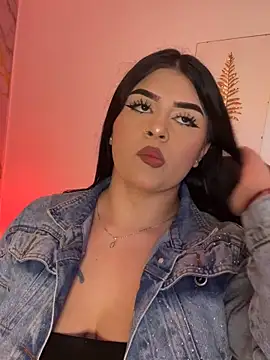 Snapshot of Kariina__69 chatting on 05-06-26, 02:08 Kariina 69 online show from 05-06-26, 02:08