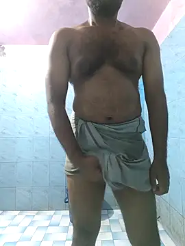 Snapshot of UrbanUtopia chatting on 09-19-25, 05:35 UrbanUtopia online show from 09-19-25, 05:35