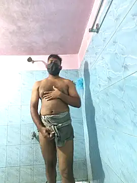 Snapshot of UrbanUtopia chatting on 10-28-25, 11:36 UrbanUtopia online show from 10-28-25, 11:36