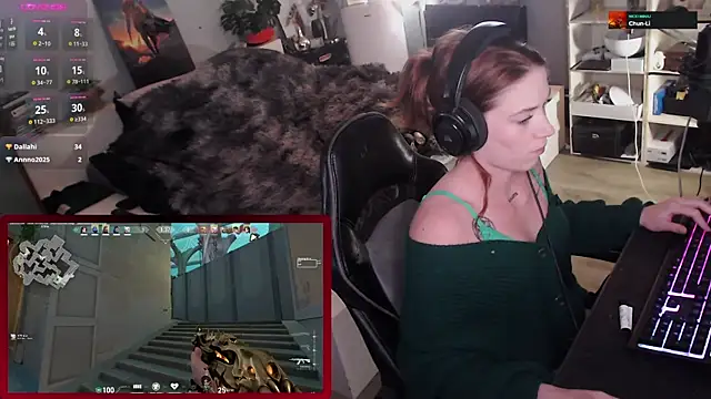 Horny Makima online show from 09-18-25, 11:34