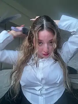 Snapshot of Baby__Otaku chatting on 02-10-26, 10:58 Baby Otaku online show from 02-10-26, 10:58