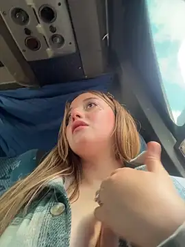 Snapshot of Baby__Otaku chatting on 02-27-26, 07:14 Baby Otaku online show from 02-27-26, 07:14