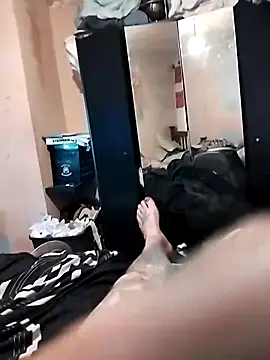 Tattyrob87 online show from 11-28-25, 09:56