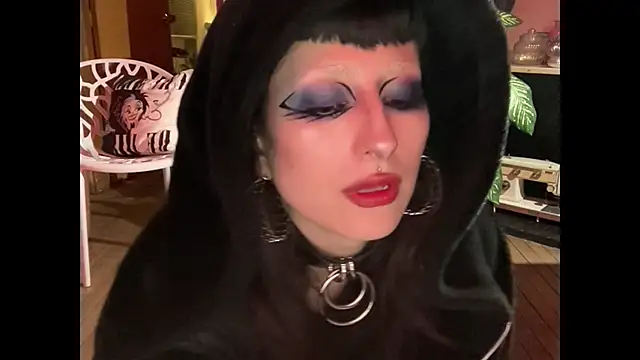 ELENA UMBRA online show from 10-21-25, 07:31