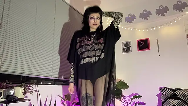 ELENA UMBRA online show from 03-17-26, 02:05