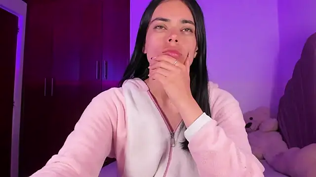 BellaSun  online show from 11-01-25, 04:36