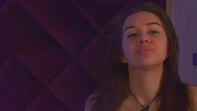 StacyHarland online show from 10-06-25, 04:32