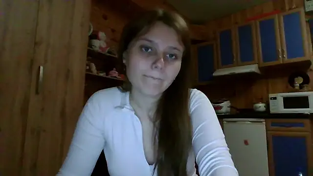 Snapshot of Little_shygirl chatting on 09-30-25, 04:56 Little shygirl online show from 09-30-25, 04:56