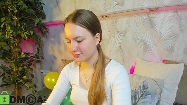 Candy Cansew online show from 10-03-25, 01:02