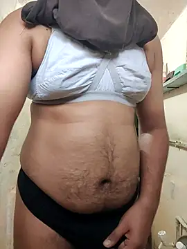 Snapshot of Brown69_guy chatting on 11-02-25, 10:17 Brown69 guy online show from 11-02-25, 10:17