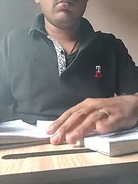 Snapshot of Brown69_guy chatting on 11-19-25, 10:26 Brown69 guy online show from 11-19-25, 10:26