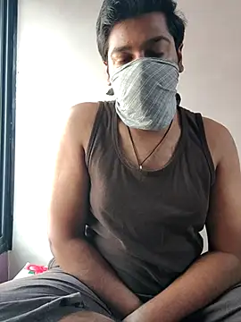 Snapshot of Brown69_guy chatting on 01-11-26, 04:50 Brown69 guy online show from 01-11-26, 04:50