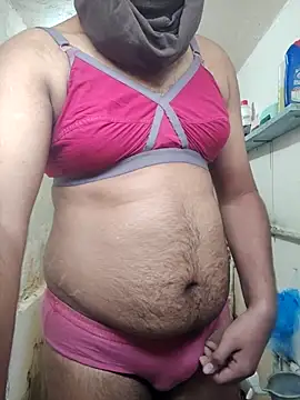 Snapshot of Brown69_guy chatting on 02-02-26, 06:23 Brown69 guy online show from 02-02-26, 06:23