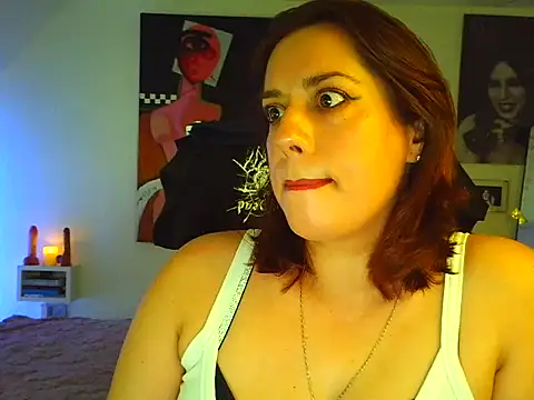 Snapshot of Alexbabe8 chatting on 09-29-25, 12:54 Alexbabe8 online show from 09-29-25, 12:54