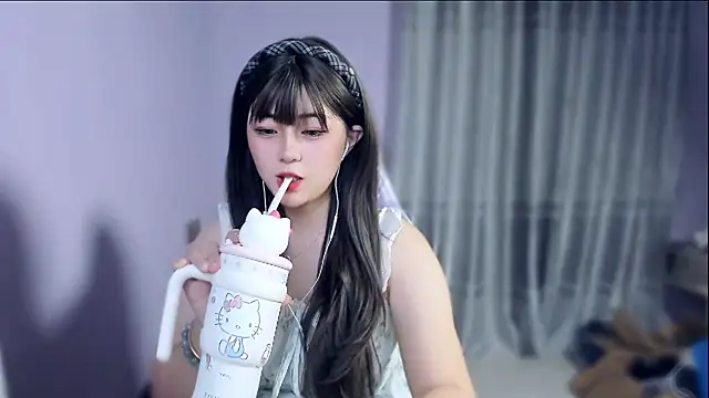 yuki3366 online show from 09-26-25, 01:15