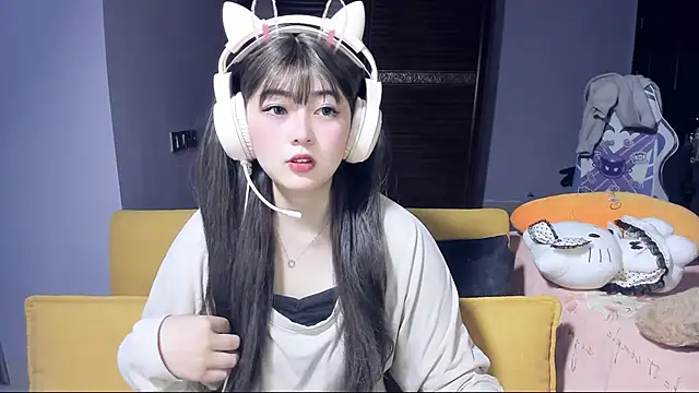 Snapshot of yuki3366 chatting on 02-12-26, 07:47 yuki3366 online show from 02-12-26, 07:47