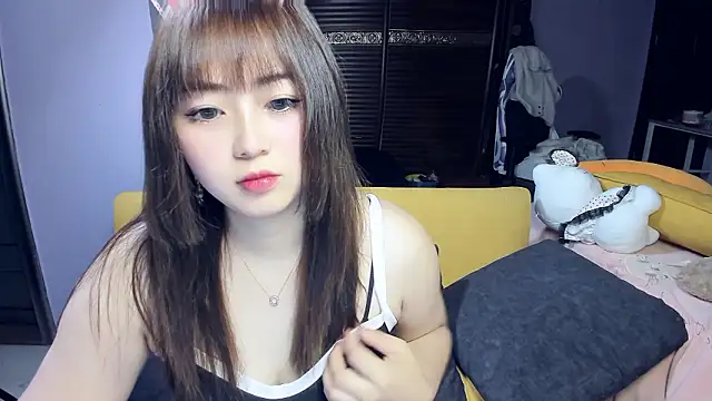 Snapshot of yuki3366 chatting on 02-16-26, 01:40 yuki3366 online show from 02-16-26, 01:40