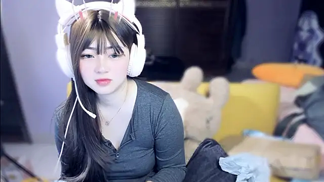 Snapshot of yuki3366 chatting on 03-05-26, 02:24 yuki3366 online show from 03-05-26, 02:24