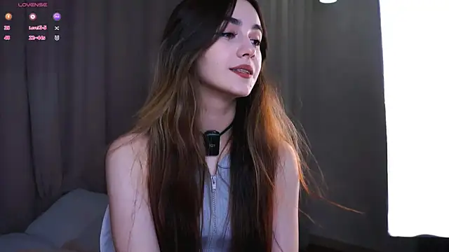 Snapshot of CupSizeGirl chatting on 10-30-25, 12:50 CupSizeGirl online show from 10-30-25, 12:50