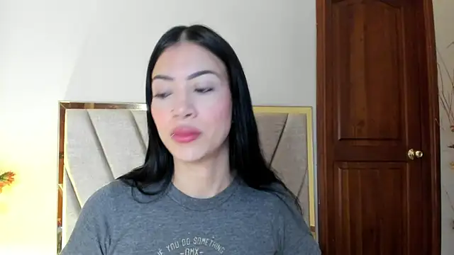 AbbieJoness  online show from 06-19-26, 11:36