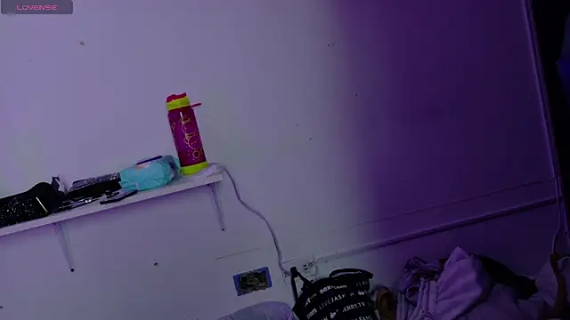 Alicee stone  online show from 10-14-25, 02:51