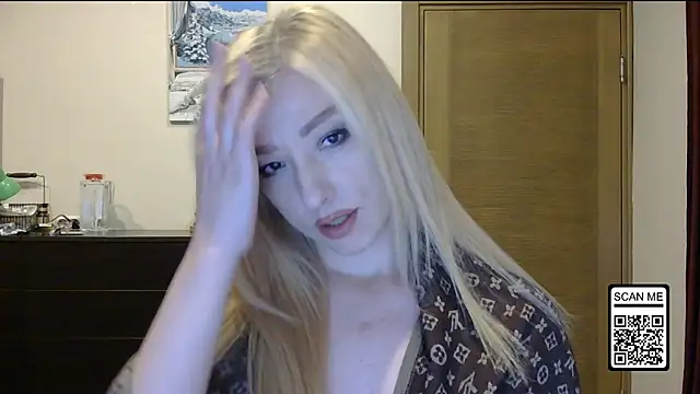 Wild Silk Desire online show from 10-12-25, 01:43