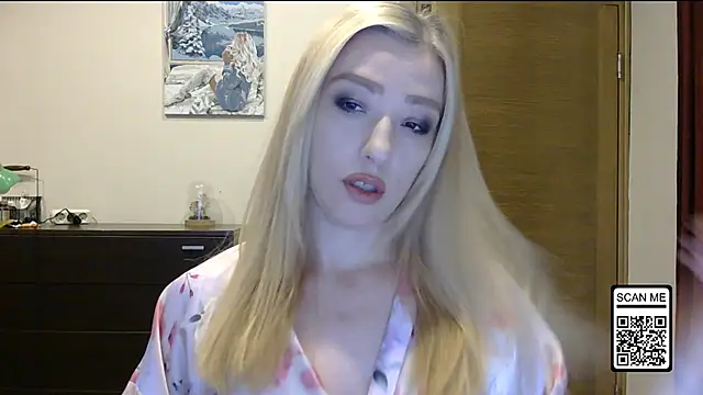 Wild Silk Desire online show from 10-21-25, 02:07