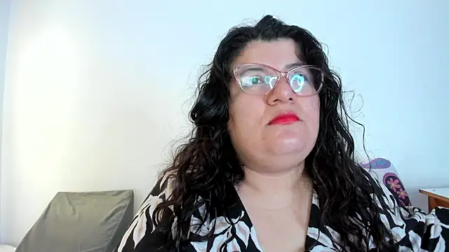 Snapshot of mystery_psique chatting on 04-26-26, 01:42 mystery psique online show from 04-26-26, 01:42