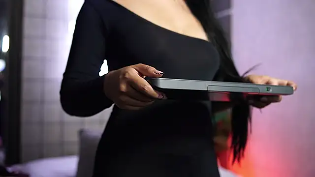 Susan wall online show from 10-10-25, 12:59