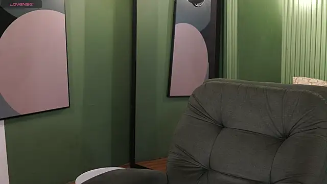 Susan wall online show from 06-15-26, 01:08