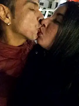 hotCOUPLEPETRA online show from 01-11-26, 05:40