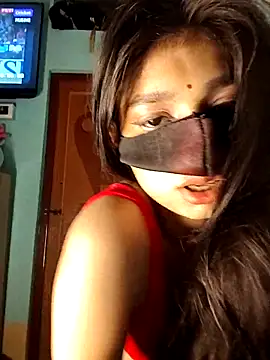 Riya 35 sexy online show from 05-05-26, 07:00