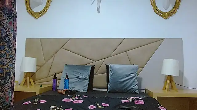 amanda ramirez online show from 10-02-25, 07:54