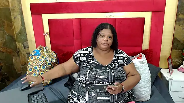 Exoticbigmandy online show from 04-04-26, 02:03