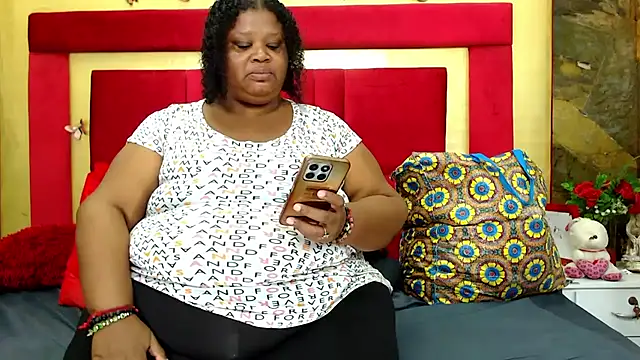 Exoticbigmandy online show from 06-25-26, 02:21