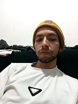 carlos69ho online show from 11-12-25, 03:23