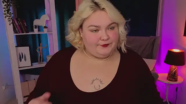 Ellabigbaby online show from 09-28-25, 11:37