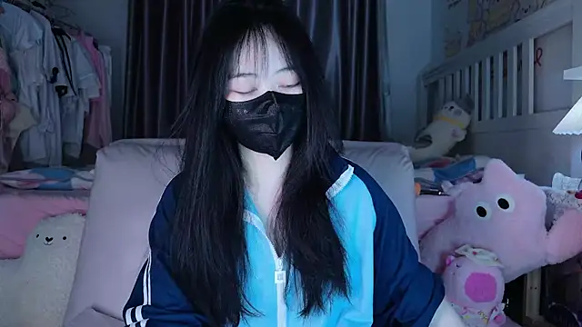 love-uiui online show from 01-31-26, 08:18