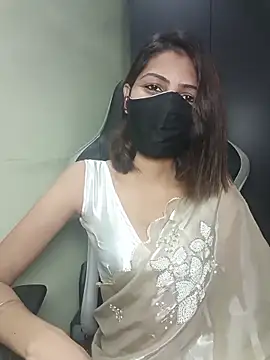 Isha Sax online show from 10-27-25, 08:07