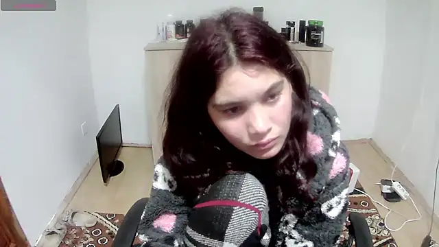 MalloryMyers online show from 09-25-25, 05:27