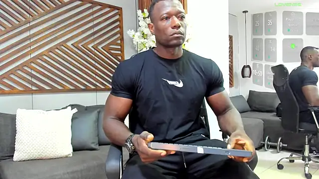 MarcusBlack  online show from 11-18-25, 11:36