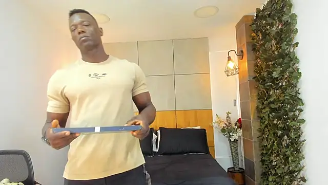 MarcusBlack  online show from 01-08-26, 12:07