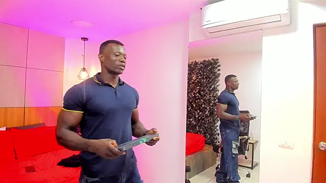 Snapshot of MarcusBlack_ chatting on 02-25-26, 11:53 MarcusBlack online show from 02-25-26, 11:53