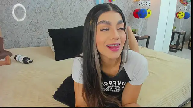 Antonella west online show from 06-24-26, 09:25
