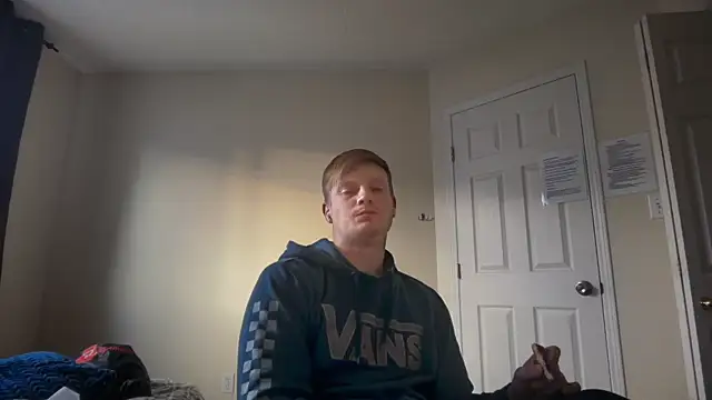 Snapshot of lustylyndon chatting on 03-22-26, 12:47 lustylyndon online show from 03-22-26, 12:47