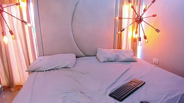 Anittatoro  online show from 09-22-25, 07:16