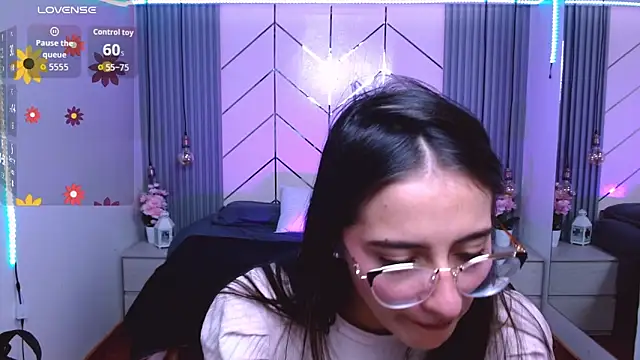 alesiamoore online show from 03-04-26, 03:40